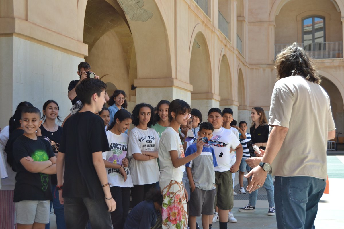 🛩️ Medio centenar de escolares de San Javier participan en la primera jornada de la actividad de divulgación Pioneros de la Aviación #UPCT, celebrada en la Escuela de Industriales <a href="/etsii_upct/">Industriales UPCT</a>.

📱 upct.es/noticias/2024-…