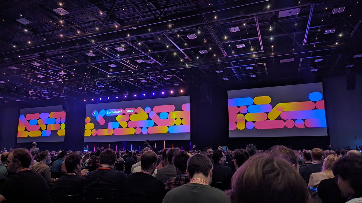 rrohaill's tweet photo. Let's get started #kotlinconf https://t.co/pJyTFx7mBE