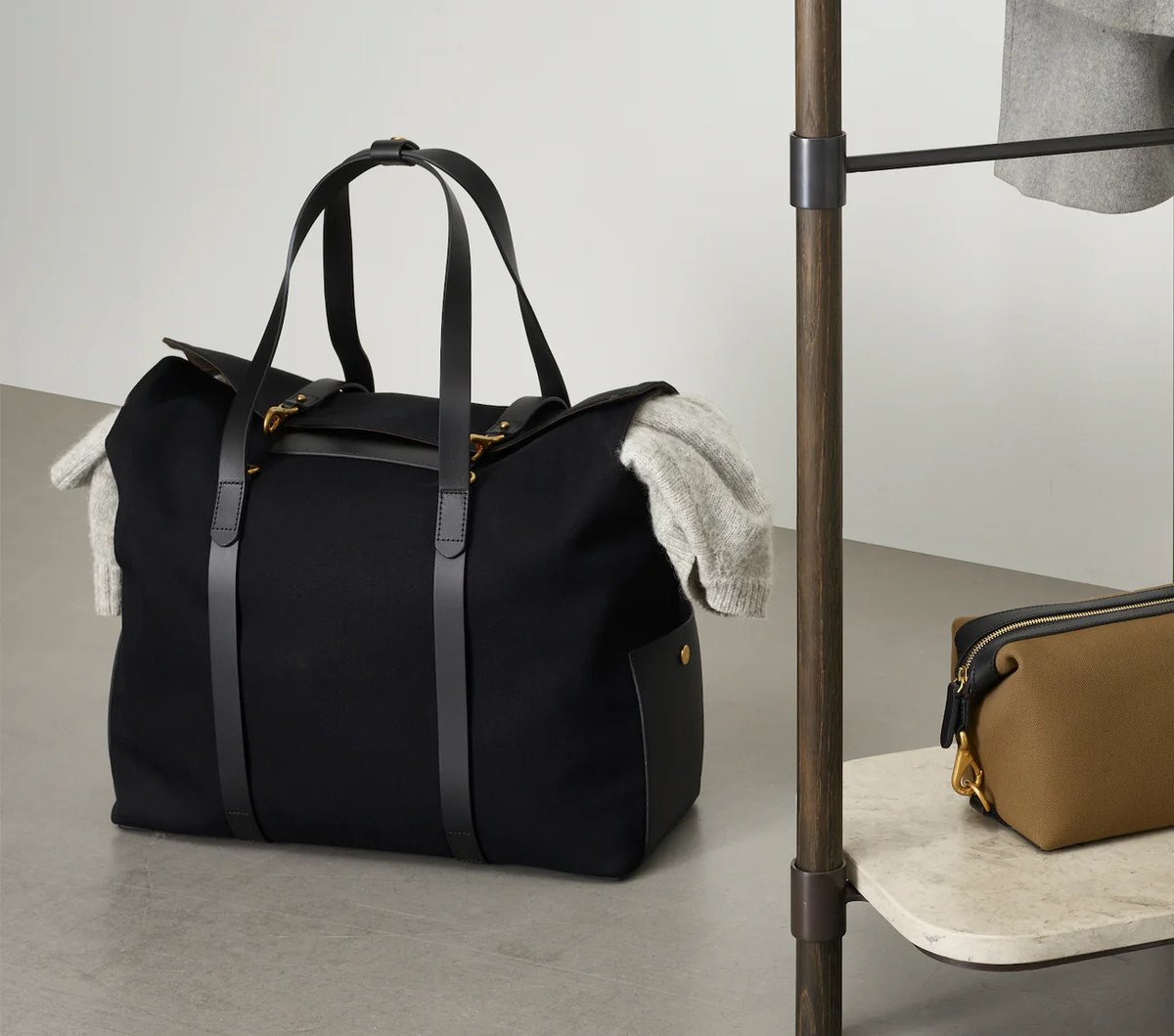 @official_mismo Mega Tote is a perfect piece of luggage for a quick getaway as it's large enough to stuff in a few outfits and a change of footwear. Just don't forget your toothbrush and wash bag