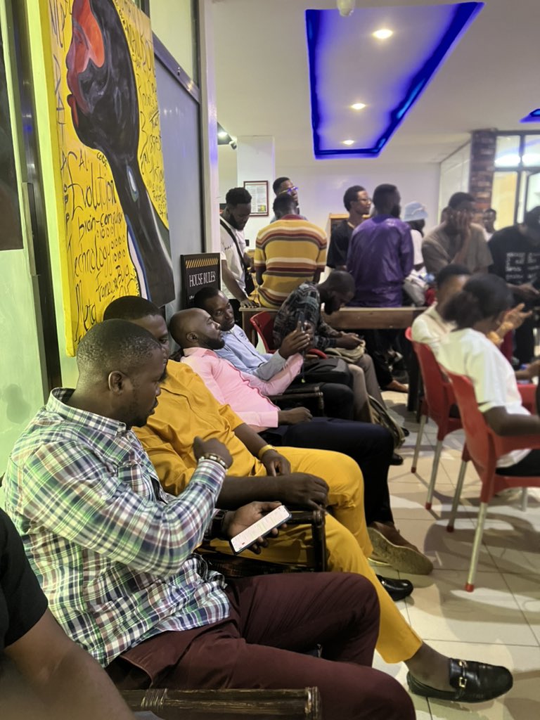 BATinNigeria's tweet photo. We were panelist at yesterdayโs Bitcoin Pizza Day Hangout in Abuja. Thanks to @_CryptoBootcamp for partnering with @brave to deliver a seamless and fun event #cbccommunity #bitcoinpizzaday
@BAT_Community
@distivboy https://t.co/W77X3PjLFF