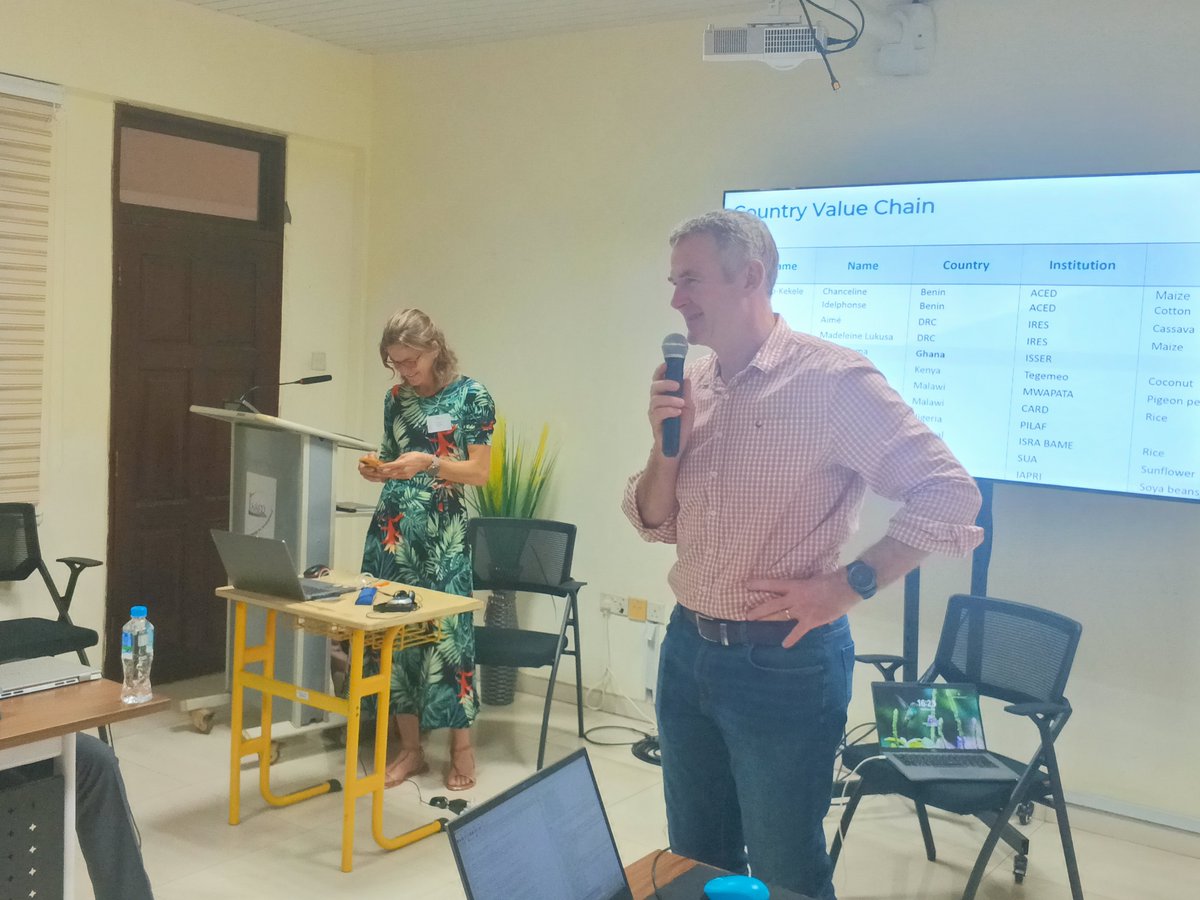 ANAPRI_info's tweet image. Together, we are building a strong foundation for more informed and effective agricultural policies across Africa.  Let&apos;s continue this momentum and make lasting positive changes in our agricultural landscape!   #PPVCTraining #ValueChainAnalysis #PolicyPrioritization #ANAPRI