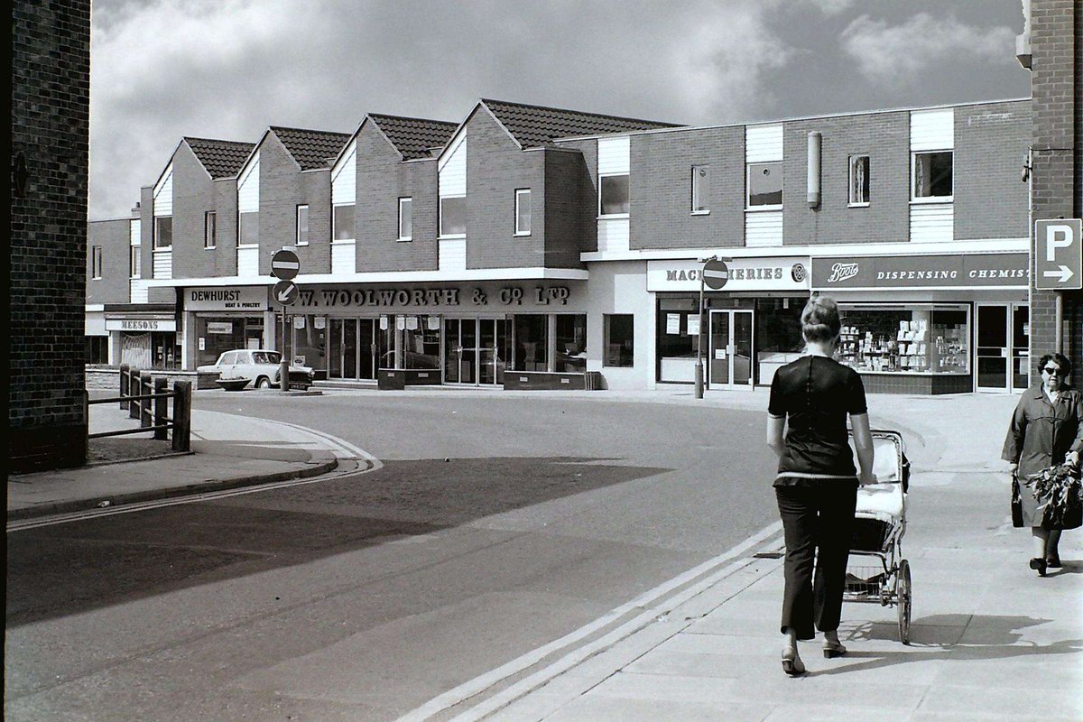 Yesterday's Britain, A Better Britain. tweet media