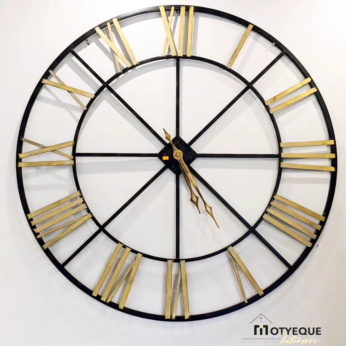 A new wall clock is one of the best ways to accessorize your wall, grab yourself any of these pieces, you can order via Call/WhatsApp on 0776918427.

#wallclocks #walldeco #wallart #functionaldeco