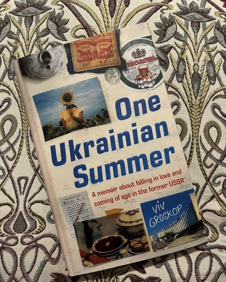 This book is out in the world today. Thanks to everyone who has been championing One Ukrainian Summer. All author proceeds go to @pen_int for Writers at Risk. With thanks to @englishpen for supporting last night’s launch at @Dauntbooks 🌻🇺🇦 Order now: geni.us/OneUkrainianSu…