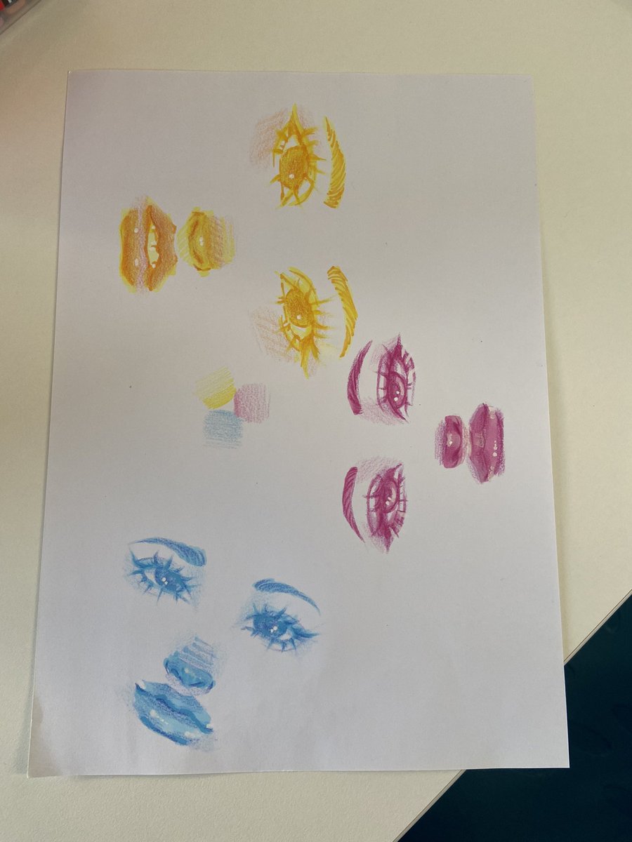 10 minute doodles at schoollll