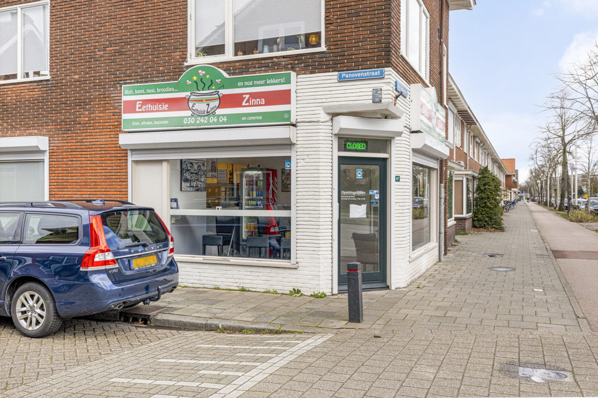 UITGELICHT 🌟⁠

Dit leuke Surinaamse restaurant is op zoek naar een opvolger. Voor afhalen en bezorgen is de ligging aan de W.A. Vultostraat, vlakbij de Vaartsche Rijn en het Hart van Hoograven, ideaal
⁠
📍 Utrecht
🪑 12 zitplaatsen 
⁠
Meer info 👉🏼 horecaspot.nl/aanbod/bedrijf…