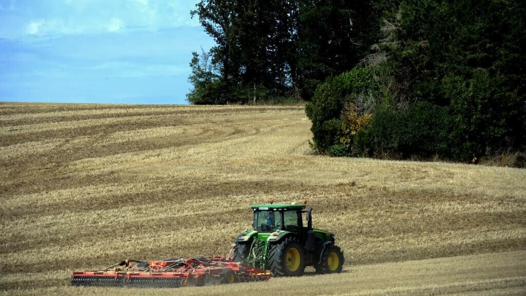 'C'est dangereux': la Safer s'oppose à des placements financiers liés aux terres agricoles l.bfmtv.com/N2h9
