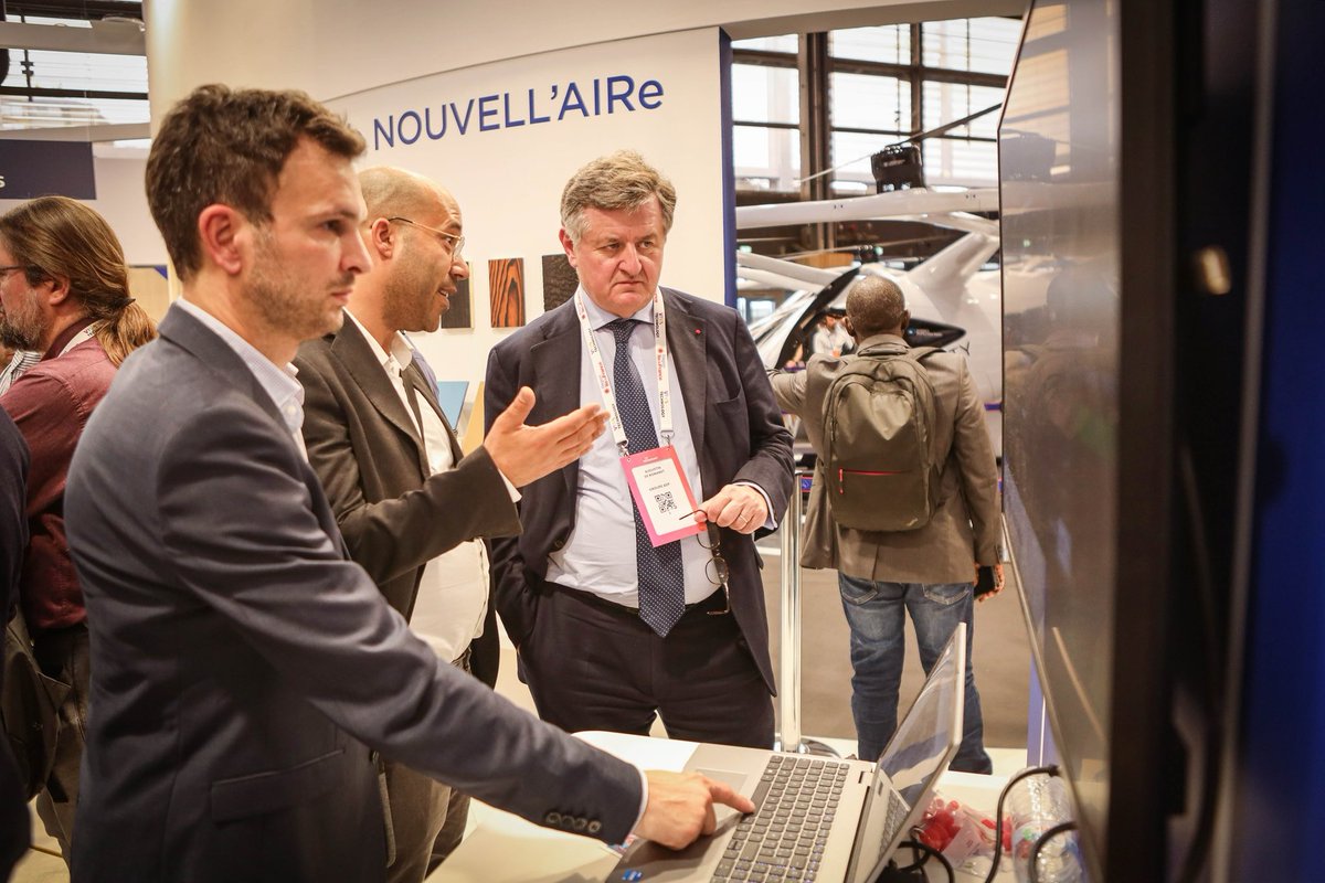 La transformation du @GroupeADP est une passionnante aventure technologique et humaine. Cette dynamique de progrès est le fil conducteur de notre stand à #VivaTech. Grâce à l'#innovation, nous développons un modèle aéroportuaire durable et toujours plus attentif aux passagers.