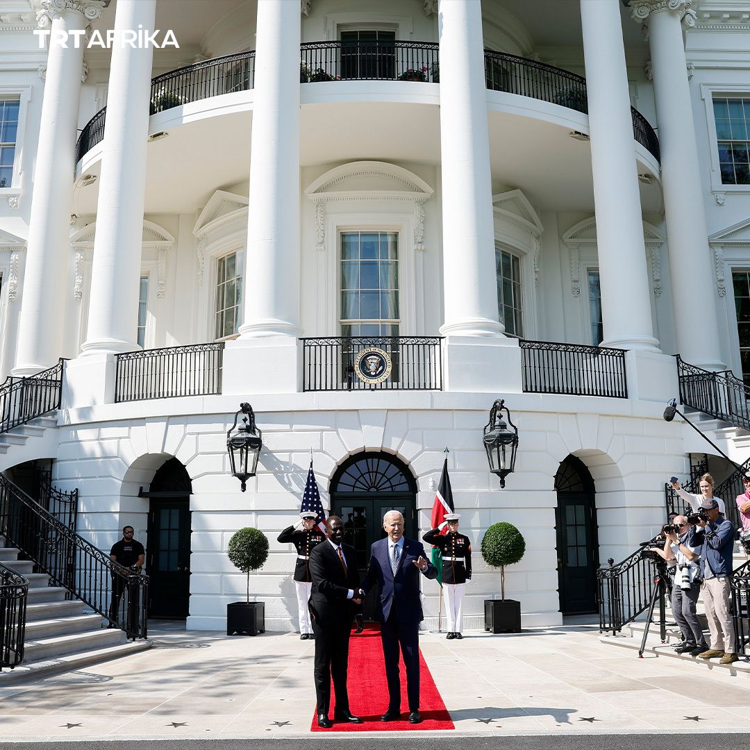 US President Biden hosts Kenya's President Ruto at White House for a meeting with business leaders; it's the first state visit to Washington by an African leader in more than 15 years trtafrika.com/africa/biden-h…