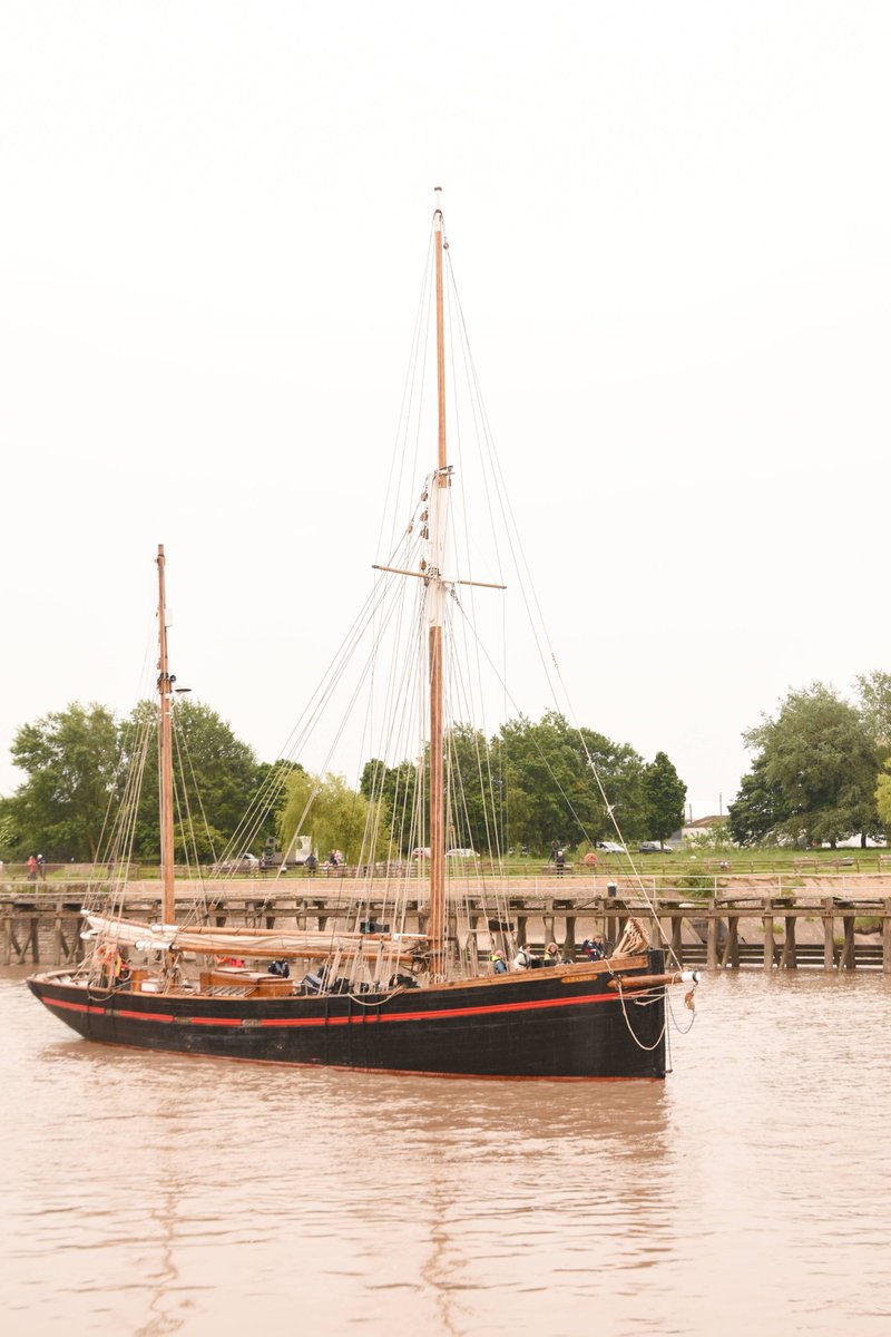 sharpnessmike's tweet image. LEADER outbound from Gloucester &amp;amp; FLUVIUS TAVY arriving from Santander with cement 21/5.