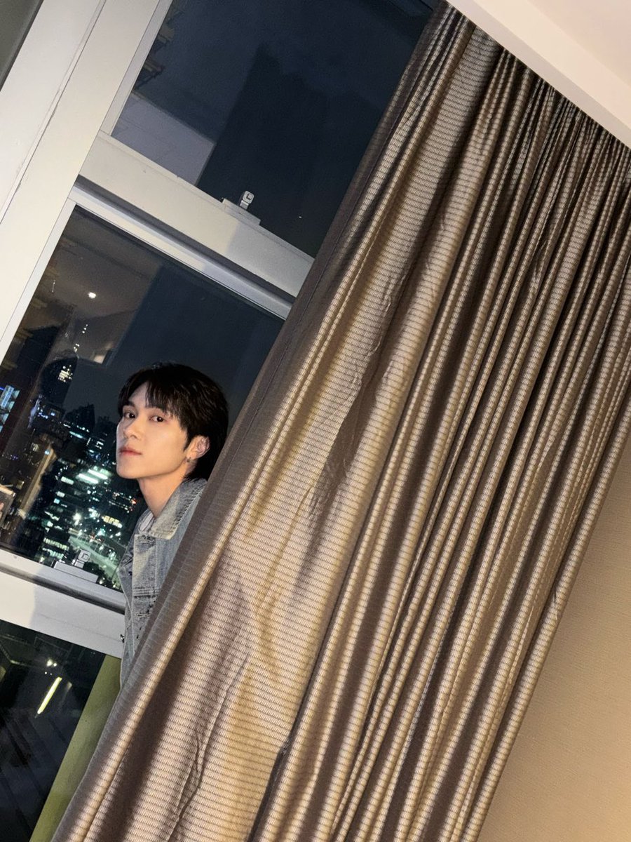 hendery pics tweet media