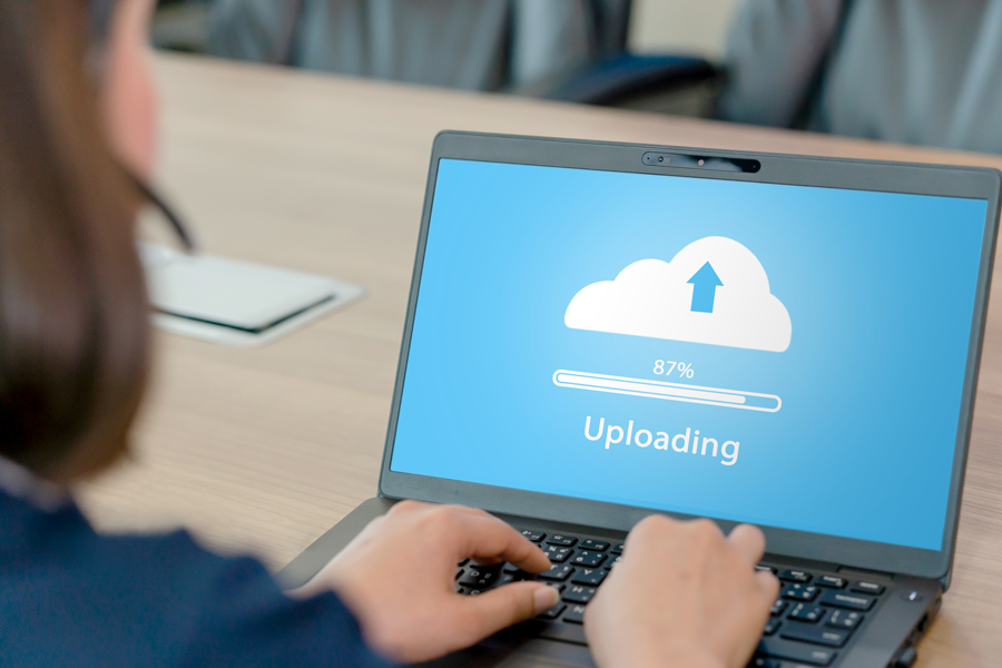 ffn_ag's tweet photo. Der Zugriff auf Cloud-Anwendungen funktioniert nur bei bestehender Internetverbindung. Darum bekommt Microsoft OneDrive Web jetzt neue Offline-Funktionen.

Weitere Infos hier: https://t.co/UJ3CiIwi9c

#Microsoft365 #onedrive #onedriveweb #offline #firstframenetworkers #est1997 https://t.co/hBslVWfk7g