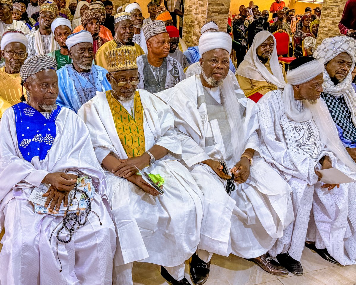 MinofinfoEKSG's tweet photo. 𝐎𝐧𝐠𝐨𝐢𝐧𝐠:

The office of the First Lady of Ekiti State, Her Excellency Dr. @YemibOyebanji , in conjunction the  Ministry of Education’s Adolescent Girls' Initiative for Learning and Empowerment @AgileEkiti programme holding a stakeholder engagement with religious leaders in the state to foster community support and understanding.
