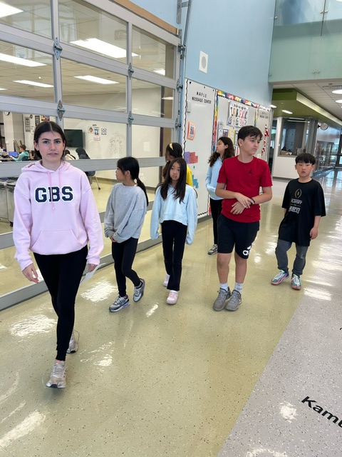 Thank you to our Maple Peer Partners for helping incoming 5th-graders as they get ready for middle school. For both Wescott and Willowbrook, the Peer Partners gave 5th-graders a tour of their new school and answered questions about what to expect. Great work! #d30learns