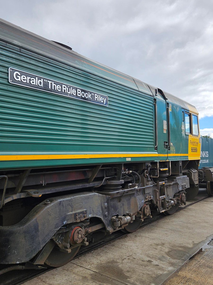 RailFreight's tweet photo. We recognised the tremendous contribution of Gerald Riley, Principal Rules Specialist at the @RSSB_rail, this week who has pretty much led the production of the industry rule book for around 55 years! https://t.co/wfad8Sa6iE