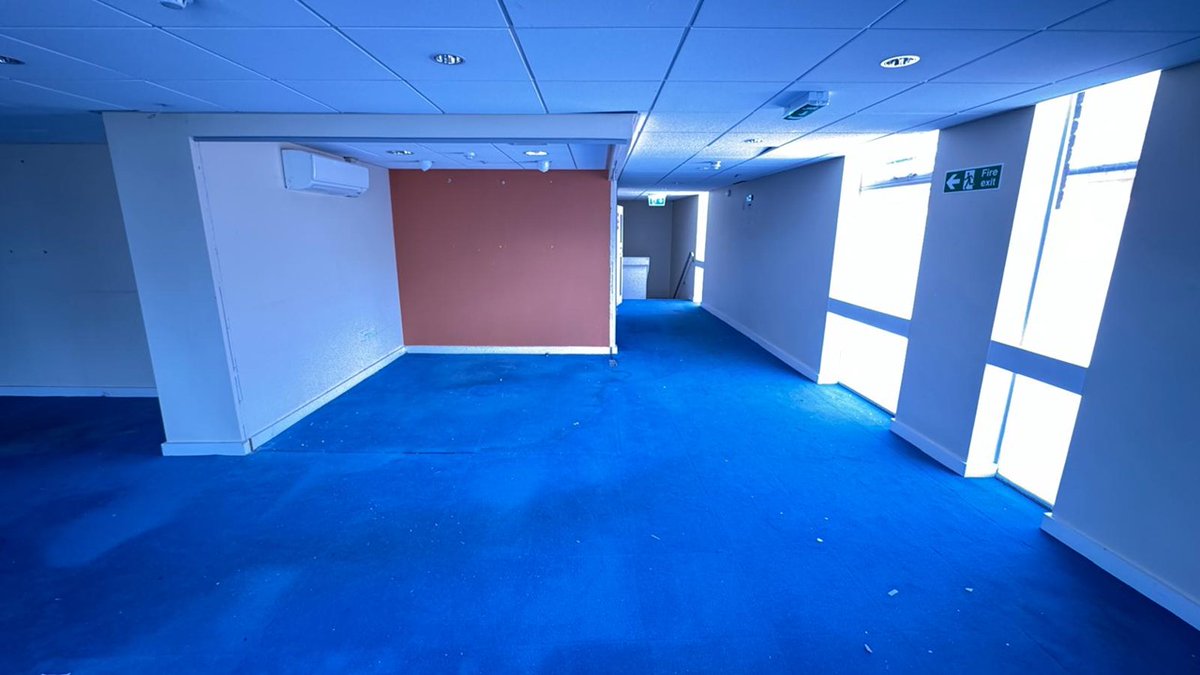 Prominently located within the popular Middle Entry Shopping Centre #Tamworth <a href="/BurleyBrowne/">Burley Browne</a> are delighted to offer to the market TO LET - Unit 22 - 24 providing 4,896 sqft  set across ground, first floor &amp; basement. Return frontage. Prominent corner location.