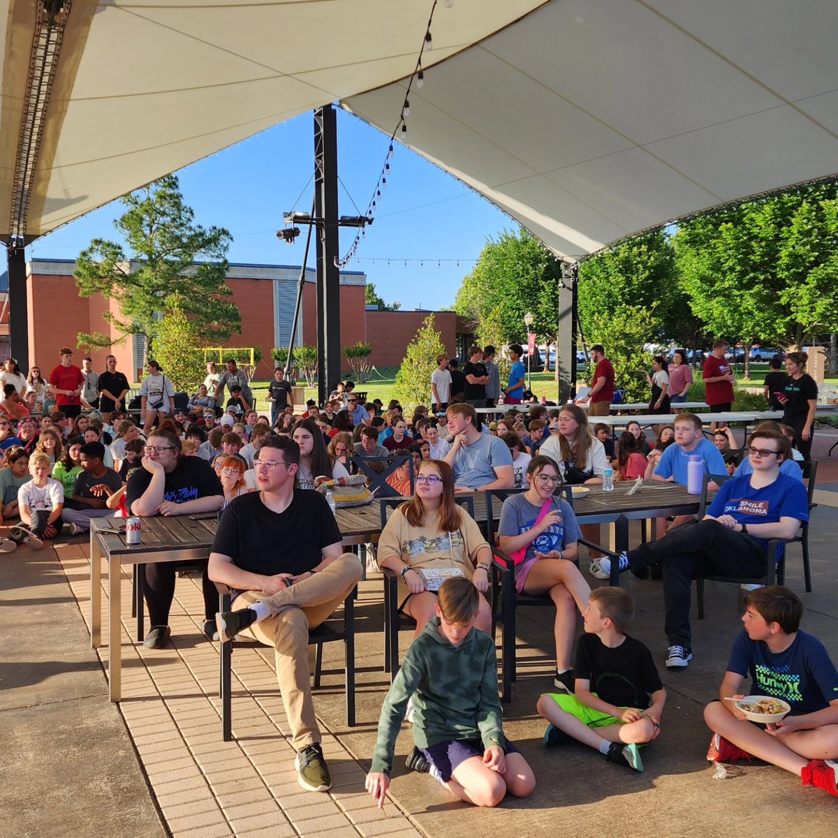 What a fantastic night as Oklahoma Christian University hosted nearly 400 for a Summer Kickoff for area youth groups at the Pavilion in Lawson Commons!