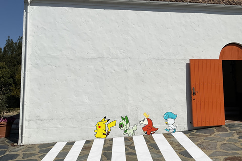 livedoornews's tweet photo. 【開催】志摩スペイン村、『ポケモン スカーレット・バイオレット』とコラボ！ 6月29日から
https://t.co/bXp4lQNgJQ

イベントは同作品の舞台「パルデア地方」と志摩スペイン村園内の雰囲気が似ていることから実現。園内で70種以上のポケモンが現れる他、「コレクレー探し」も開催されるとのこと。 https://t.co/hLRrgMLSxv