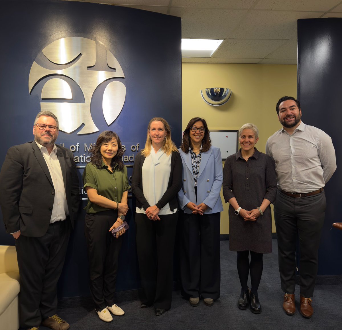 CIMEA_Naric's tweet photo. Concluded the first peer review site visit in the framework of the @EUErasmusPlus #TST2 co-funded project. Yesterday, ENIC Canada @CICIC_CICDI🇨🇦 was visited by the experts by @CIMEA_Naric🇮🇹 and @ENICNARIC_NL🇳🇱.
This activity supports the quality of @ENIC_NARIC Networks standards. https://t.co/VfFjOPGHod