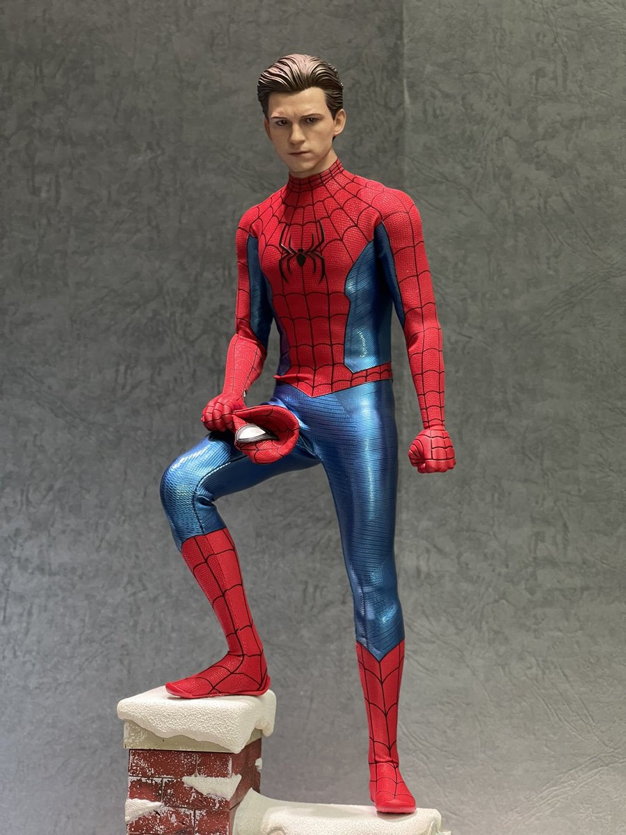 New arrival and unboxing! Hot Toys MMS680 Spider-Man No Way Home - Spider-Man (New Red and Blue Suit) Part 2 #SpiderMan #PeterParker #TomHolland #SMNWH #SpiderManNoWayHome #MarvelStudios #Hottoys #HotToyscollectibles #Sixthscale