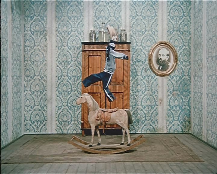 Auntie Maureen  open.substack.com/pub/garryrobso…

A story for my grandchildren based on a favourite Aunt