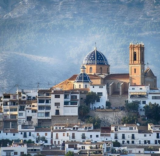 (VAL) La Cúpula del Mediterrani 📷
(CAS) La Cúpula el Mediterráneo 📷
📷 @tabernamarineraelbarba
#VisitAltea #Altea #CostaBlanca #MediterráneoEnVivo