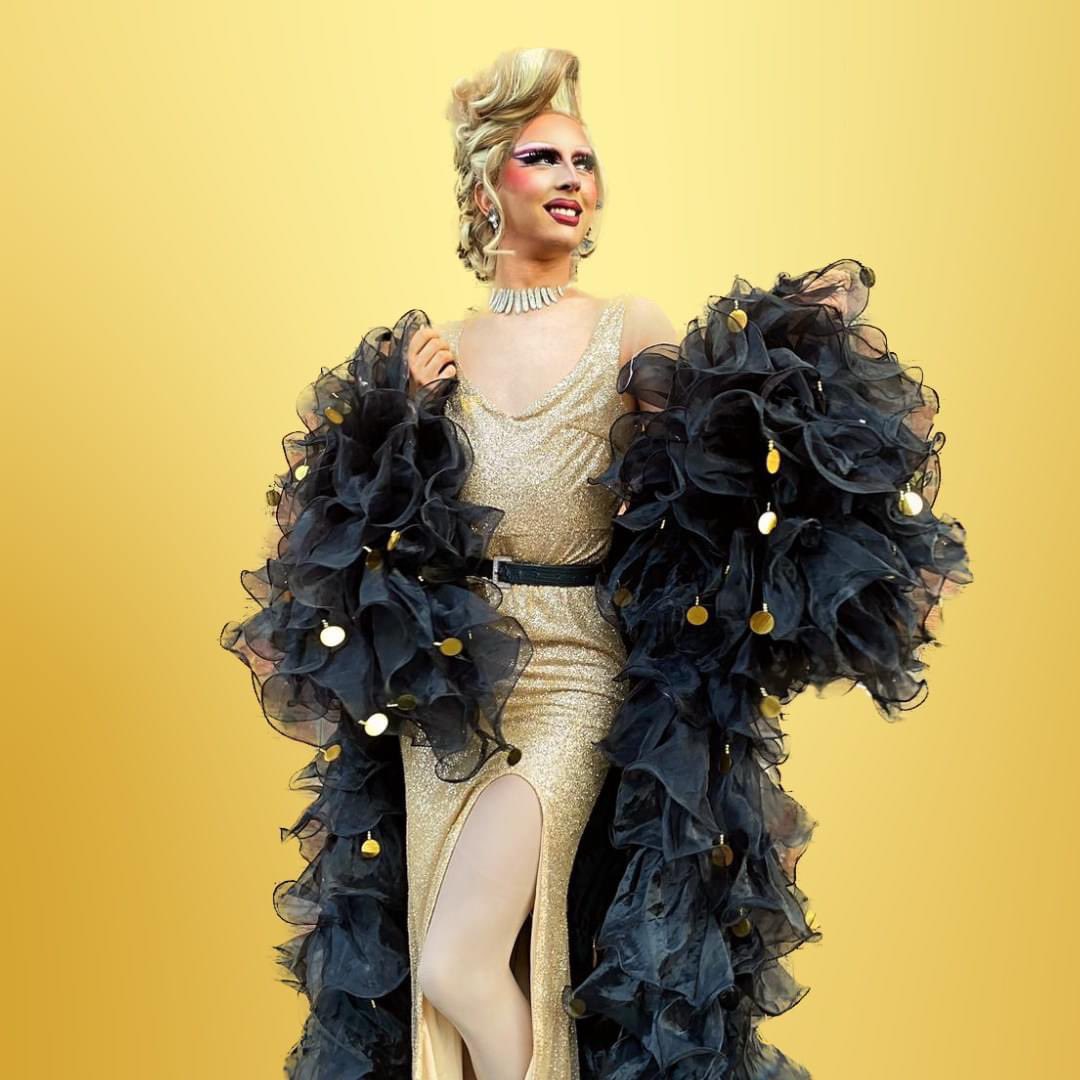 Thursday night shake up for you this week!

Ruby Reign Pain is keeping the DJ booth warm for Ketona Madrave whilst she's away, so come on down and join us here at the Masquerade to have an early start on your bank holiday weekend!

 #drag #weekend #liverpoolnightout #liverpoolgay