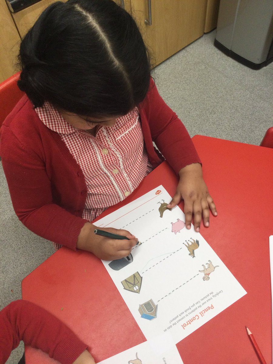 LeighPrimary's tweet photo. The Nursery children have been working on their pencil control and coordination skills.
Look at their concentration!
#finemotor #pencilcontrol #coordination #writing https://t.co/O8WKrcUeHo