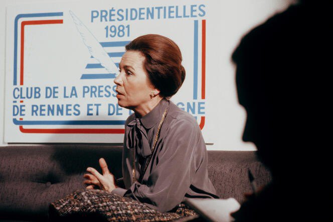 « Je croyais que Chirac était du marbre dont on fait les statues. 
En réalité il est de la faïence dont on fait les bidets.'

À Dieu, Marie-France Garaud.