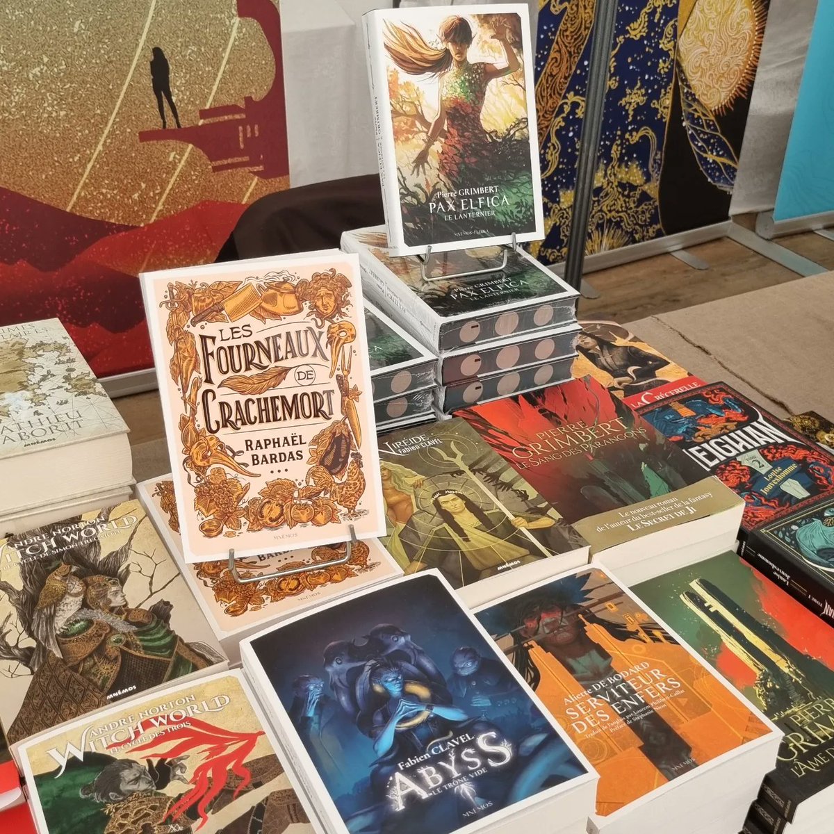 editionsmnemos's tweet photo. On est en place !
Dès aujourd'hui et jusqu'à dimanche, retrouvez-nous aux @imaginales ! https://t.co/mxu7TqAP8P