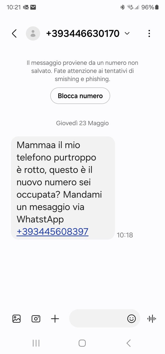 zaccaroni68's tweet photo. Dovrò avvisare che gli unici "figli" che ho sono pelosi e non ho mai comprato loro un cellulare???? 🤣🤣🤣🤣 https://t.co/93ANkrIJ0K