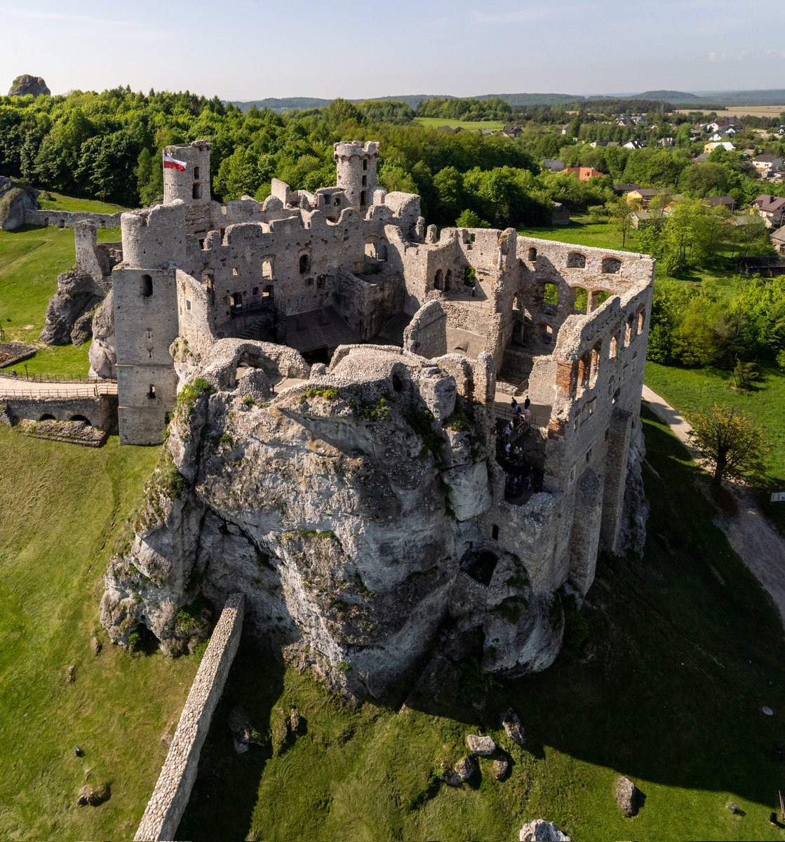 #zamek Ogrodzieniec #castle #sopthedrone