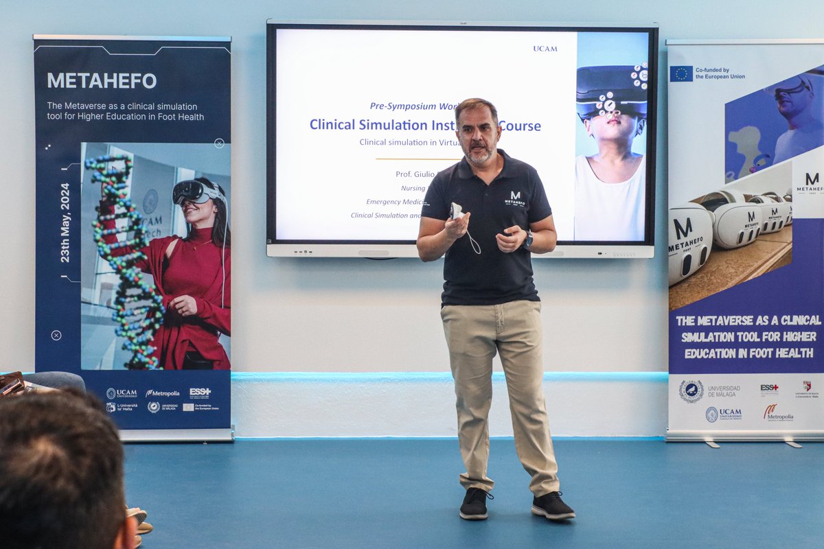 UCAM_OPRI's tweet photo. 👣🧑‍🏫Comienza la primera reunión transnacional de @metahefo con los investigadores @UCAM, @ManuelDreamer y @PauGuardiolaNet. Hoy se realizarán talleres sobre el diseño de simulaciones clínicas para crear el primer #metaverso centrado en la #podología. https://t.co/CLMaZ1zEVw