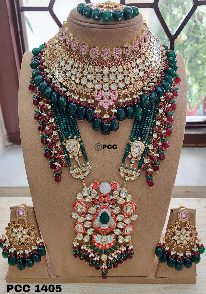 Best of kundan  meenakari  jewelry. We provide bulk stock for exclusive collection.  contact on 7791907070. #jewellery #jewellerymaker #manufacturer #wholesale #pinkcitycraft #pccjaipur #jaipurjewellerymanufacturer #weddingcollection #weddingjewellery #worldwideshipping #jaipur