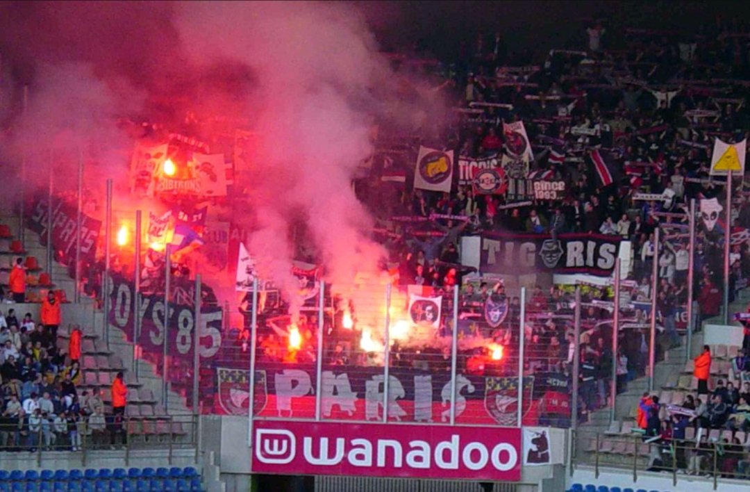Boulogne_Paris's tweet photo. 01.05.04 Strasbourg vs PSG
Plusieurs bagarres éclateront entre KOB et Tigris.
#kopofboulogne #pariscasuals #hooligans #boulogne1978 #boulogneboys #acab #tm93 https://t.co/gsLQEXjKvf