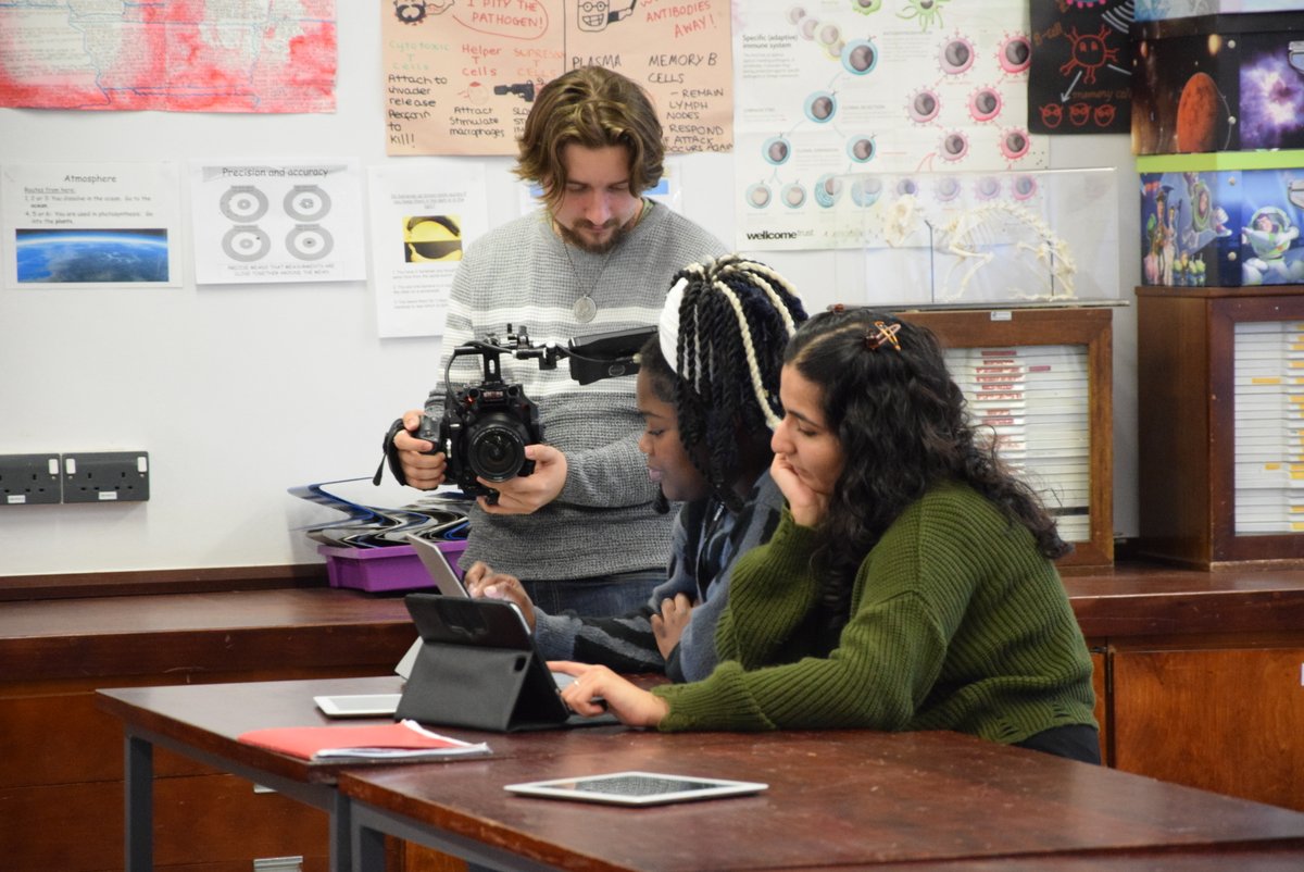 Yesterday, we welcomed some special visitors from @WWF in to our #SixthForm to film & interview our @LshipSkillsFdn Environment Leaders. Our students did brilliantly in front of the cameras and their beliefs and passion for protecting the environment definitely shone through. 🌏