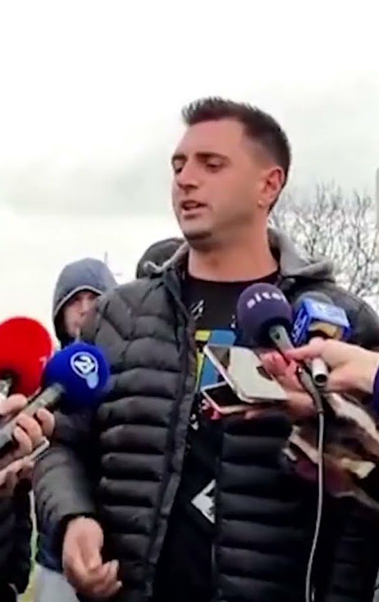 Паднав во дупка, глата ја рушив 😊