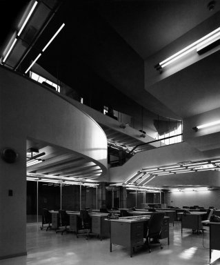 klaustoon's tweet photo. Digging up this old thread for #BrutalThursday: Oita Medical Hall (1959-60) and Annex (1970-72): Some views of its impressive interior spaces [III]. #brutalist #architecture https://t.co/gL5ZAuHx2h https://t.co/N55i63Loy8