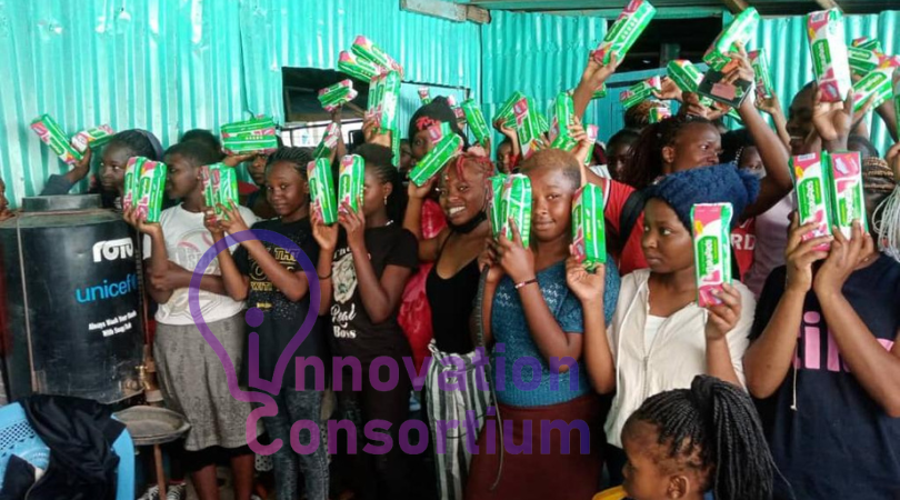 Innovug's tweet photo. PAPYRUS-MADE PADS
Beyond solving the affordable menstrual hygiene challenge, the MAKA pads initiative is also empowering youth, refugees and generally women by employing and involving them in the production, distribution and sensitization processes. 
From papyrus suppliers, factory workers, process managers, distributors, sales agents to VHTs, MAKA pads employs 60% women. We await your support as we turn more women into stable bread earners. 
For purchases/contributions contact: +256702720947/+256772221810
A packet of 10 pads costs 2,500/= UGX
A packet of 3 pads costs 1,000/= UGX
NB: MAKA pads is a product of a member company of Innovation Consortium.
Website: https://t.co/VQdnE8BLL5
WhatsApp: +256 709145160
@TomorrowUganda