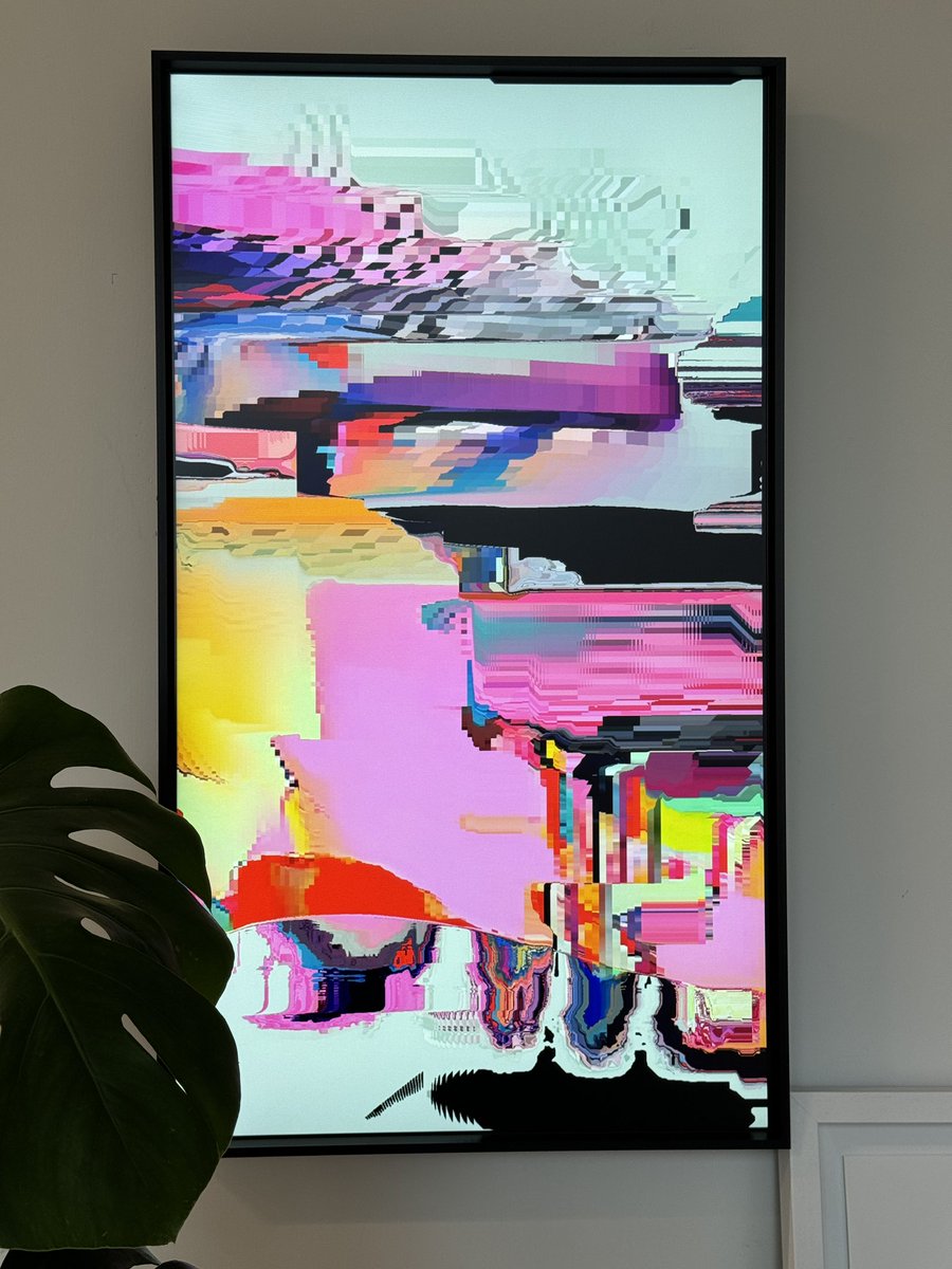 _LemQQ's tweet image. Today, I continue the abstract journey with “Chromesthesia” by @jaimederringer 

#nftcollection #museframe #digitaldisplay