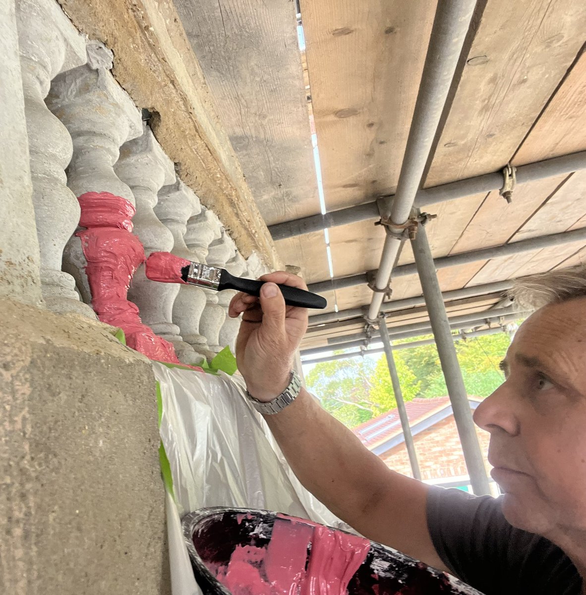 KLLangton's tweet image. ‘Match existing’ balustrade bottles being ‘squeezed’, spun &amp;amp; remoulded to be cast in crushed dolomite stone (Jesmonite). If you have a project we can help please just ask #jesmonite #industrialplasters #heritage #training #renovation #conservation #handcrafted #architects #lime