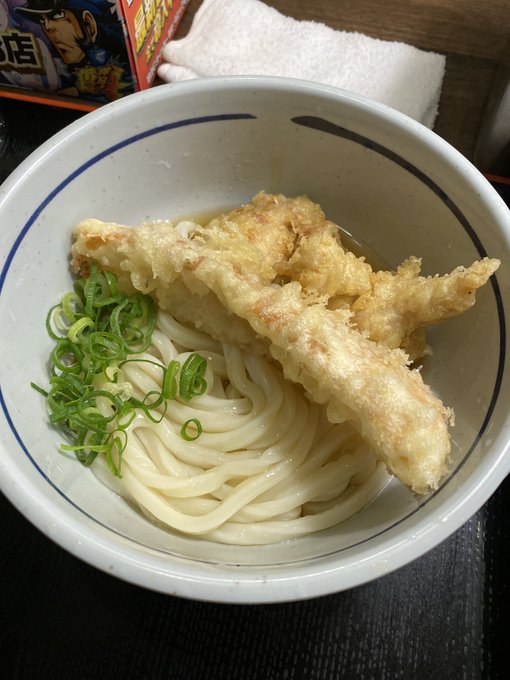 新橋いいね！ 最近は新橋とか上野とか錦糸町とか山手線の東側がなんとなく好き🍺 https://t.co/MibF93Cc6T