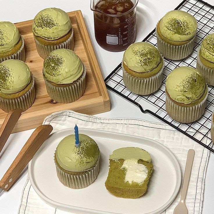 mamamoocafe's tweet image. [🥑] ☾☼༄✿ order 

Dear @wheemoring ,

✎ now you have someone sending one for you, also sorry to hear about your break up 😞

                               ♡ anon

♪♫ Here I Am - Wheein  ♫♪