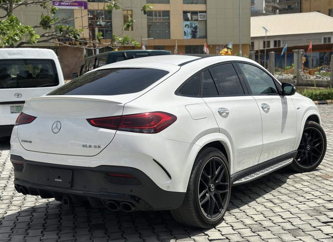 For Sale: Tokunbo 2021 Mercedes Benz GLE53

📍: Lekki

Asking Price: 175m (Slightly Negotiable)

If interested, DM or Call/Whatsapp; 08188111105 for Inspection.

#BuyLagosLtd #BuyLagosLtdAutomobile #CarsForSale #MercedesBenzGLE53