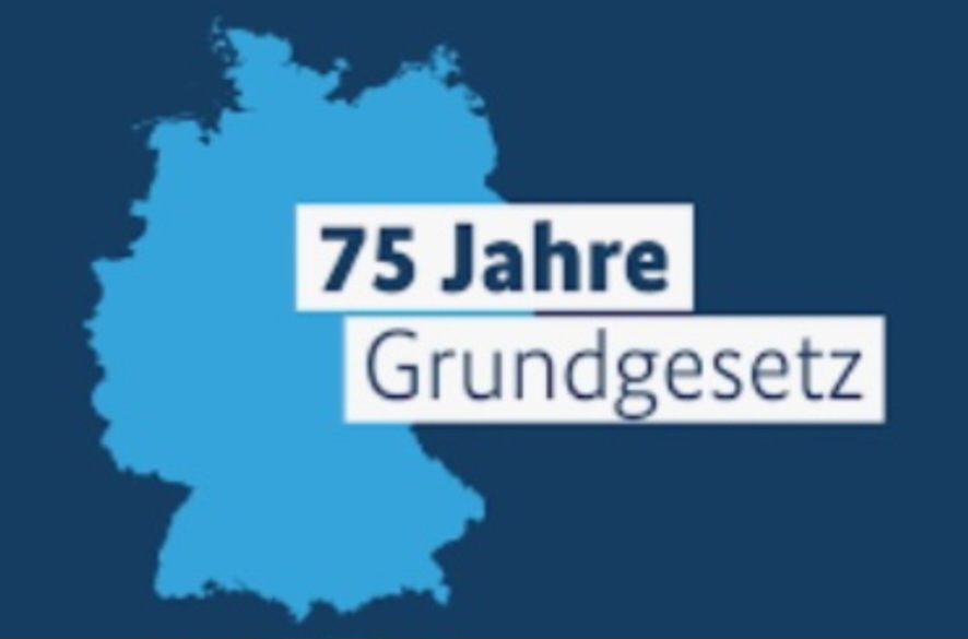 Liebes #Grundgesetz: Es tut mir weh, Dir sagen zu müssen: Du hast versagt! Du bist NUR DAZU DA uns, Deine Bürger, vor Übergriffen der Politik zu schützen. Und als wir Dich in der #Corona-Zeit so dringend brauchten, da hast Du Dich beugen lassen und warst NICHT wehrhaft. Gerade