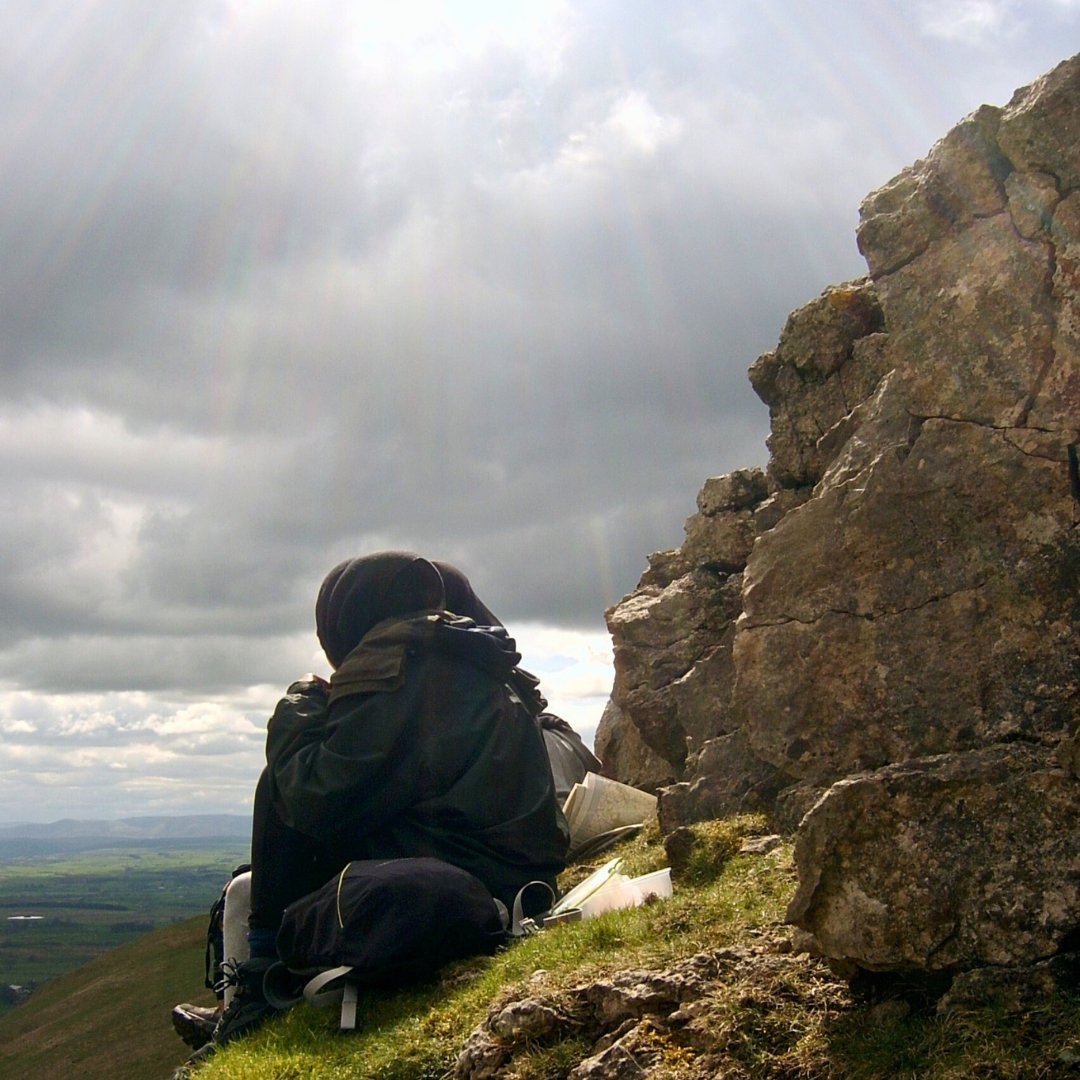 How Outdoor Adventures Are Transforming Mental Health in Bradford 🌳 Already, participants have seen a 20% rise in positive feelings and a 30% drop in negative emotions 🎭 Discover how these walks are making a real difference in their community! ▶️leedshospitalscharity.org.uk/news/north-of-…