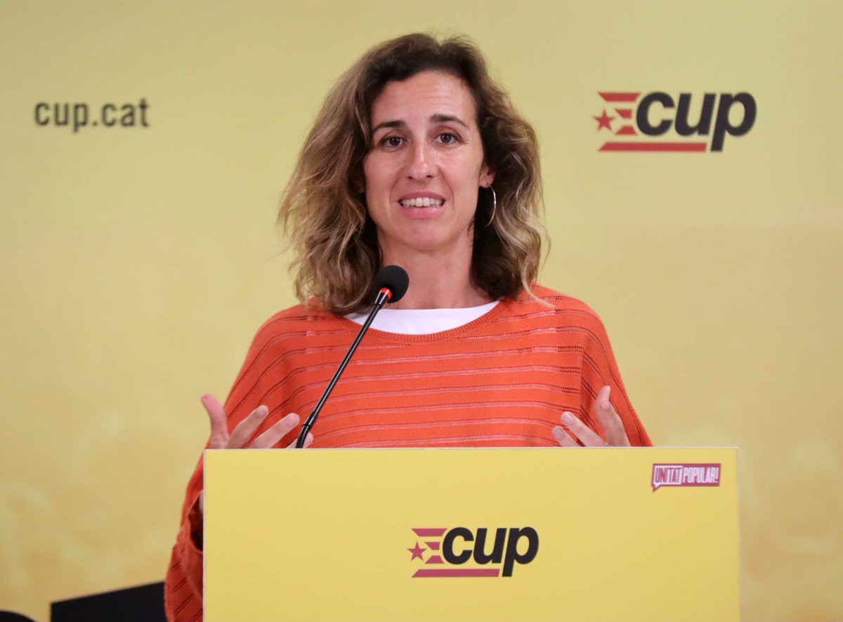 🗳 #12M · VÍDEO · La CUP recorda que una investidura de Puigdemont necessita el 'vistiplau' del PSC i reclama 'no vendre fum'

📷 LA NOTÍCIA: setmanarilebre.cat/la-cup-recorda…

@EstradaLaia @cupnacional @Sergi_Arnau @ortesia_online @CUPTortosa @CUPEbre #eleccions #12M #Catalunya #Terr ...