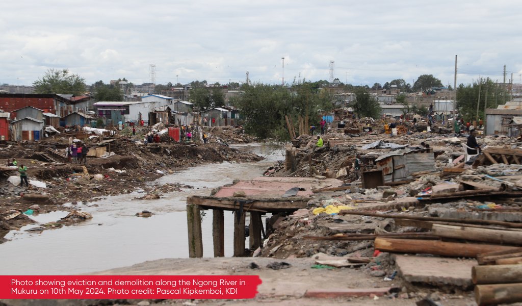 Image for the Tweet beginning: Devastating floods in #Nairobi &amp;