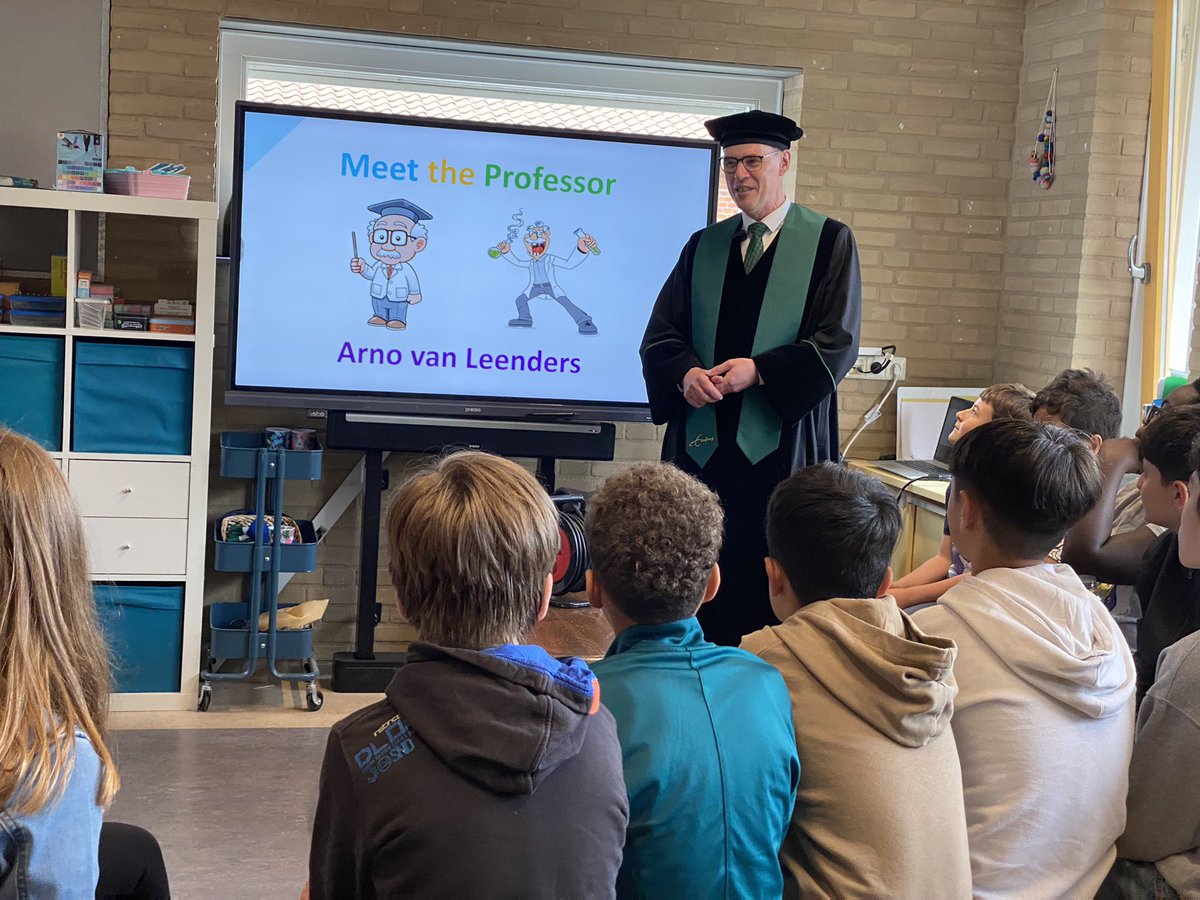 meettheprof_EUR's tweet photo. Heb jij onze professoren ook gespot? #meettheprofessor @erasmusuni https://t.co/RHZfEN7QQm