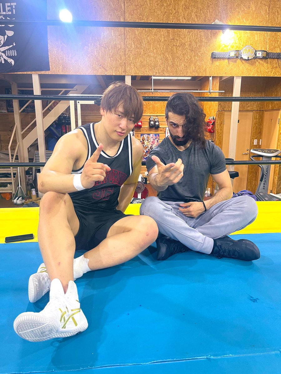 EnderKaraPW's tweet photo. Thinking about yesterday and how
Everything is falling into place 🔮
お久しぶりでした、
昨日ありがとうございました、
@ibushi_kota
And thank you for the invitation.
Until next time 🤝🏼
📸 @Yuki_pon63
#SthlmSyndrome
#CursedAssassin 🧿🫴🏼
#フリー
#AEW https://t.co/4ilFIP6cqE